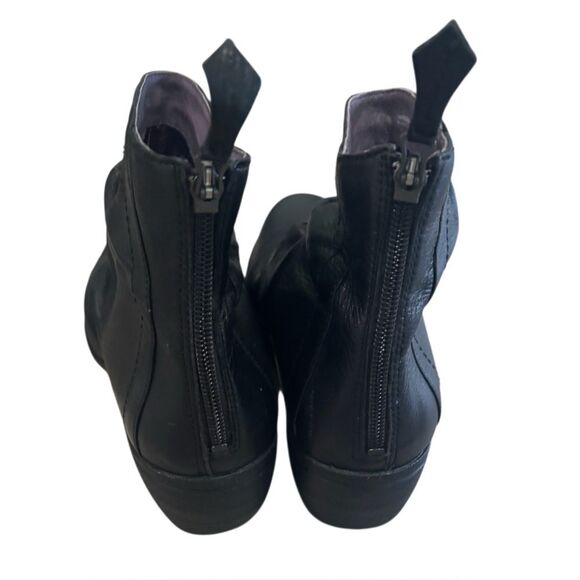 Dansko Arisa Black Ankle Boots Back Zip Casual Comfort Booties Size 41 US 10.5 - Picture 2 of 6